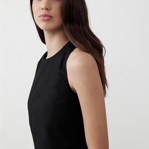 Banana Republic Linen Blend High Neck Cropped Tank